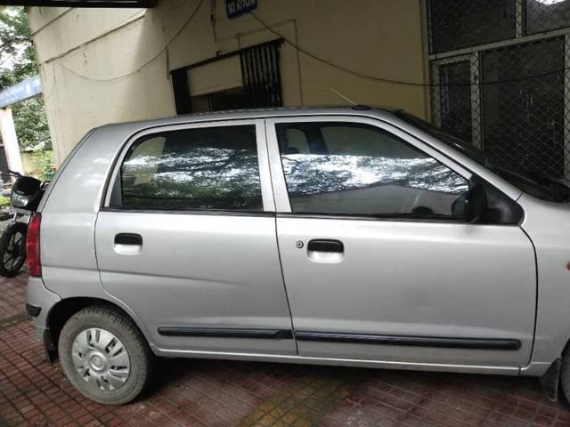 https://images10.gaadi.com/usedcar_image/4092616/original/processed_12bb4ebc-172b-4816-84ea-a1ebb08ed50f.jpg?imwidth=6401