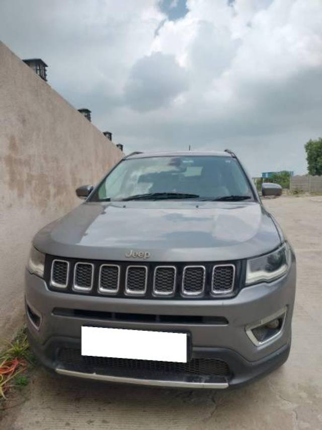 https://images10.gaadi.com/usedcar_image/4092622/original/processed_f45a97fd-88b2-4a81-968f-22ff847e4db6.jpg?imwidth=6400