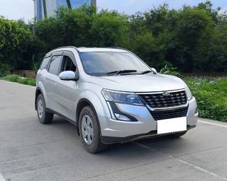 Mahindra XUV500 Mahindra XUV500 W7