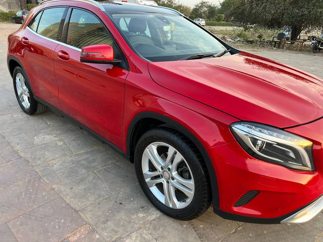 https://images10.gaadi.com/usedcar_image/4092705/original/b6134700294a256959a33bf7b79a5213.jpg?imwidth=6401