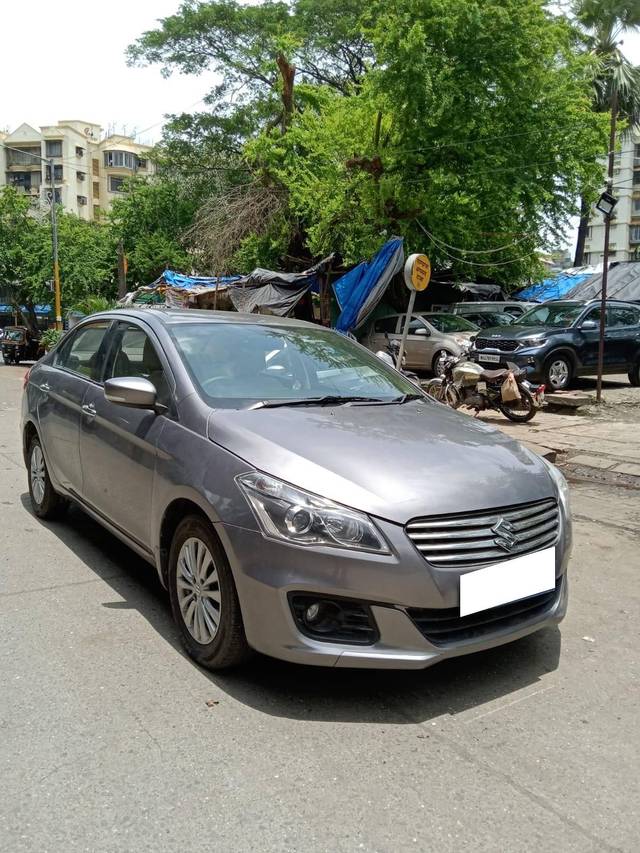 https://images10.gaadi.com/usedcar_image/4092764/original/processed_79cd9c0c3216b12a850dd8b6ed466b40.jpeg?imwidth=6400