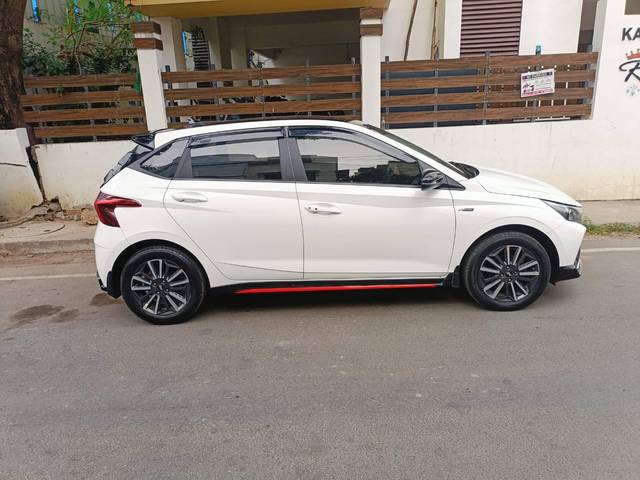 https://images10.gaadi.com/usedcar_image/4092781/original/processed_0a6ca72848736acaa162f12bdbc66dcb.jpg?imwidth=6401