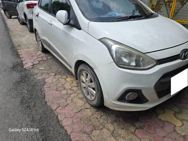 https://images10.gaadi.com/usedcar_image/4092804/original/processed_9ef8ed54-4acc-48a6-8078-aba6bce1e91d.jpg?imwidth=6401