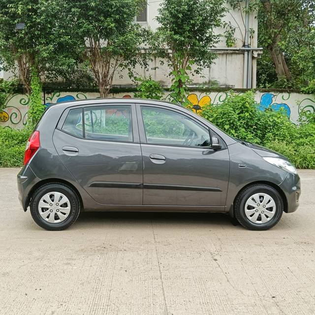 https://images10.gaadi.com/usedcar_image/4092967/original/4043e3ecaa902635a37ce22c83c57925.jpg?imwidth=6401