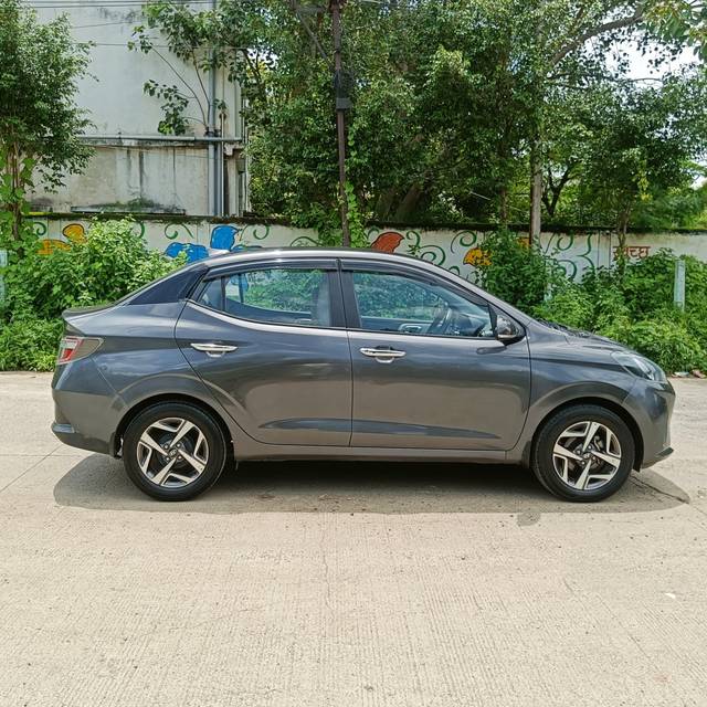 https://images10.gaadi.com/usedcar_image/4092970/original/processed_3bc7067071ddb917f5705c2d41ce6b6a.jpg?imwidth=6401