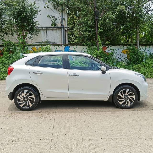 https://images10.gaadi.com/usedcar_image/4092975/original/56a2616f361f559fba18689505be0852.jpg?imwidth=6401