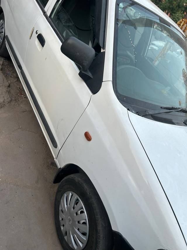 https://images10.gaadi.com/usedcar_image/4093077/original/2c4fe32e9f4ff853629ffa7eae32eb2a.jpg?imwidth=6401