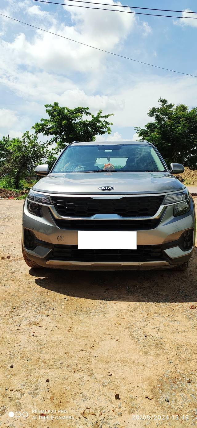 https://images10.gaadi.com/usedcar_image/4093079/original/processed_5aa948b18e300927af2ed58a790637df.jpg?imwidth=6400