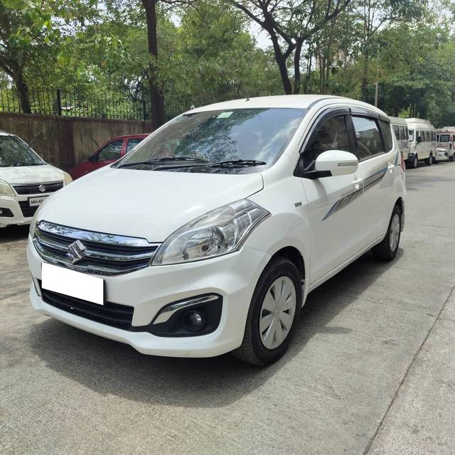 https://images10.gaadi.com/usedcar_image/4093087/original/processed_54b0cae6bf3d112c6d02326e5499fa75.jpg?imwidth=6402