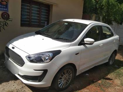 Ford Figo Titanium