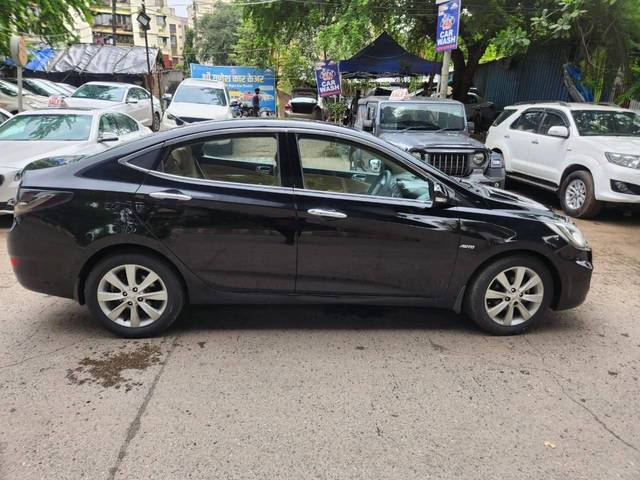 https://images10.gaadi.com/usedcar_image/4093154/original/processed_d50135047ca3f07c792a346058b4aef5.jpeg?imwidth=6401