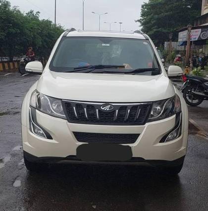 Mahindra XUV500 W10 2WD