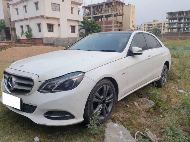 https://images10.gaadi.com/usedcar_image/4093218/original/processed_0156fea9bc3cfa29174e0f1ee5ecadbe.jpg?imwidth=6400