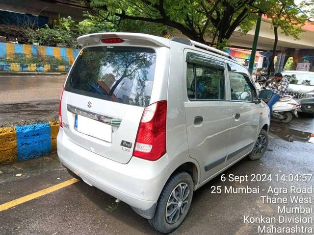 https://images10.gaadi.com/usedcar_image/4093402/original/processed_fc21dcc75b337a14791967cd885d0dd1.jpeg?imwidth=6401