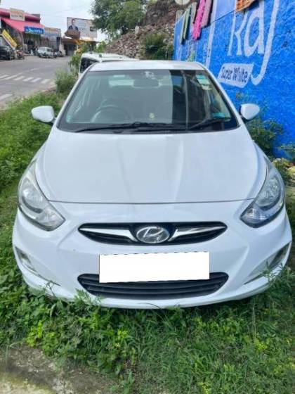 Hyundai Verna 1.4 VTVT