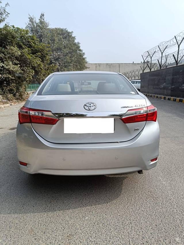 https://images10.gaadi.com/usedcar_image/4093518/original/processed_e60d7daecab7e1822145b0870ee6bb58.jpeg?imwidth=6402