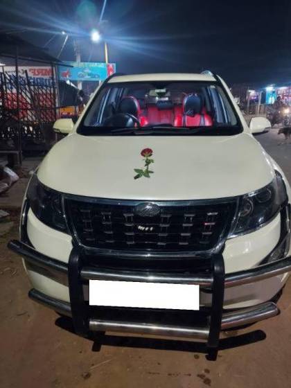 Mahindra XUV500 W7 BSIV