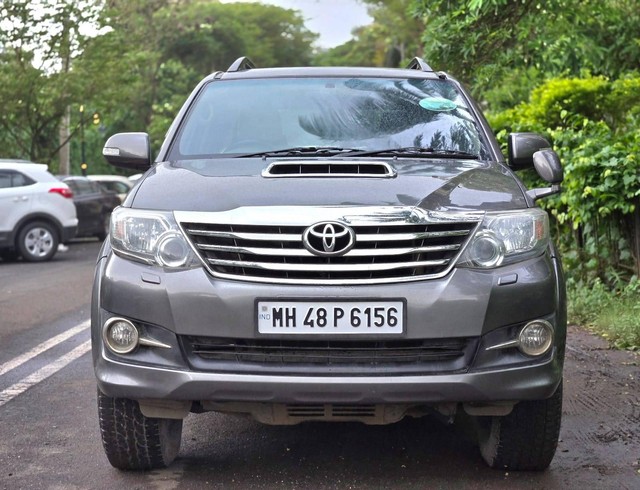Second-hand 2013 Toyota Fortuner 4x2 Manual for sale in Mumbai-5