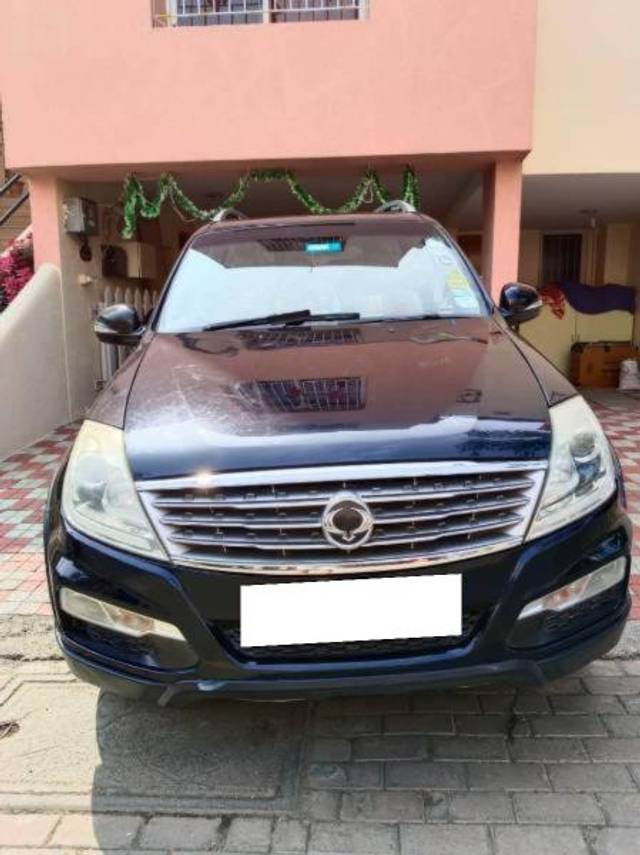 https://images10.gaadi.com/usedcar_image/4093709/original/processed_517d39e0-d480-4667-b8ea-fdf2253d5cd7.jpeg?imwidth=6402