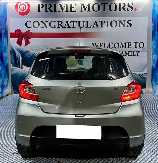 https://images10.gaadi.com/usedcar_image/4093739/original/processed_eee2d744b2393785c2019cd4366dba82.jpg?imwidth=6401