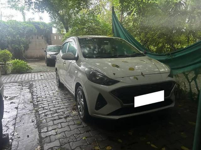 https://images10.gaadi.com/usedcar_image/4093750/original/processed_f6c03a7b-f491-403e-9128-48f6de06a467.jpg?imwidth=6400