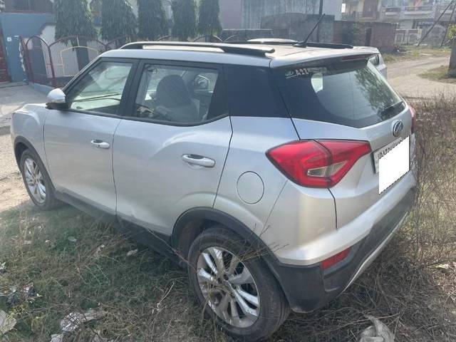 https://images10.gaadi.com/usedcar_image/4093813/original/processed_b503f4e6-7d3c-41f6-bec2-1b649da792a3.jpg?imwidth=6402