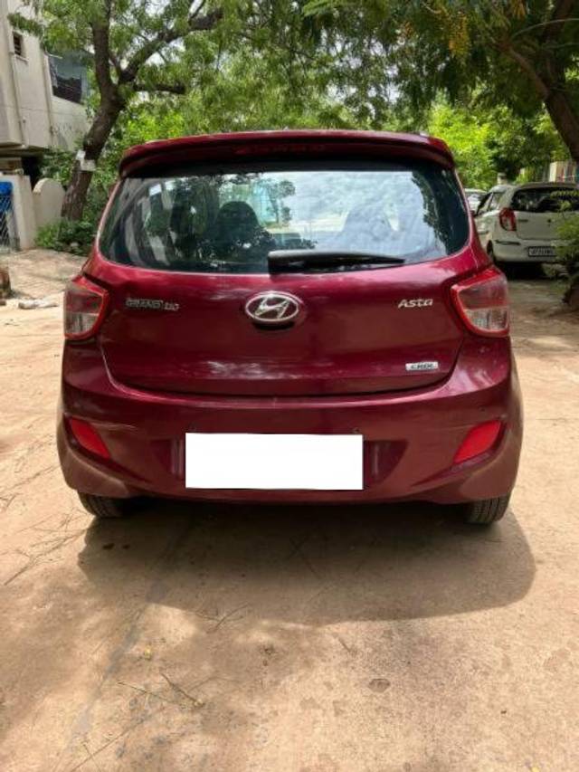 https://images10.gaadi.com/usedcar_image/4093856/original/processed_4993587b-7518-4963-b7c2-430cc742843d.jpg?imwidth=6401