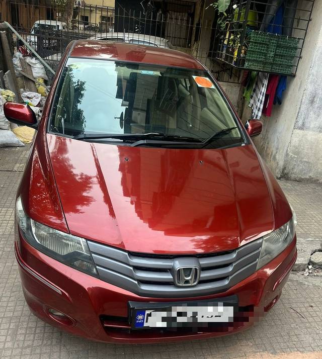 https://images10.gaadi.com/usedcar_image/4094150/original/6126cf928dff85e74e62b56c96ef9ac8.jpeg?imwidth=6402