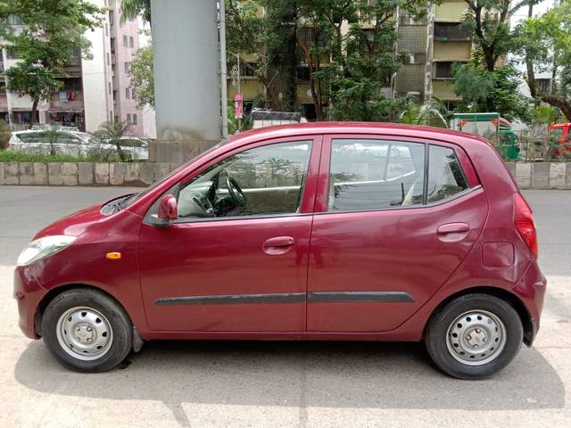 https://images10.gaadi.com/usedcar_image/4094208/original/fc5b58f065660887fcb5e4bcce24e42a.jpeg?imwidth=6402