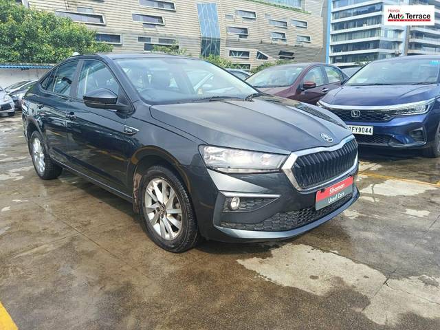 https://images10.gaadi.com/usedcar_image/4094691/original/82b5b079f23da21a895c07296cb55868.jpg?imwidth=6400