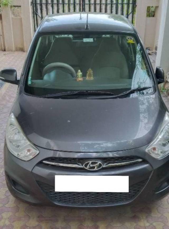 https://images10.gaadi.com/usedcar_image/4094761/original/processed_11736dd7-9d5d-48c0-aa1e-b2c105b8c0b0.jpg?imwidth=6400