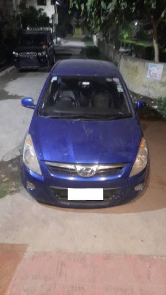 https://images10.gaadi.com/usedcar_image/4094892/original/processed_dfd79eaa-8deb-4fba-b787-081a21893683.jpeg?imwidth=6400