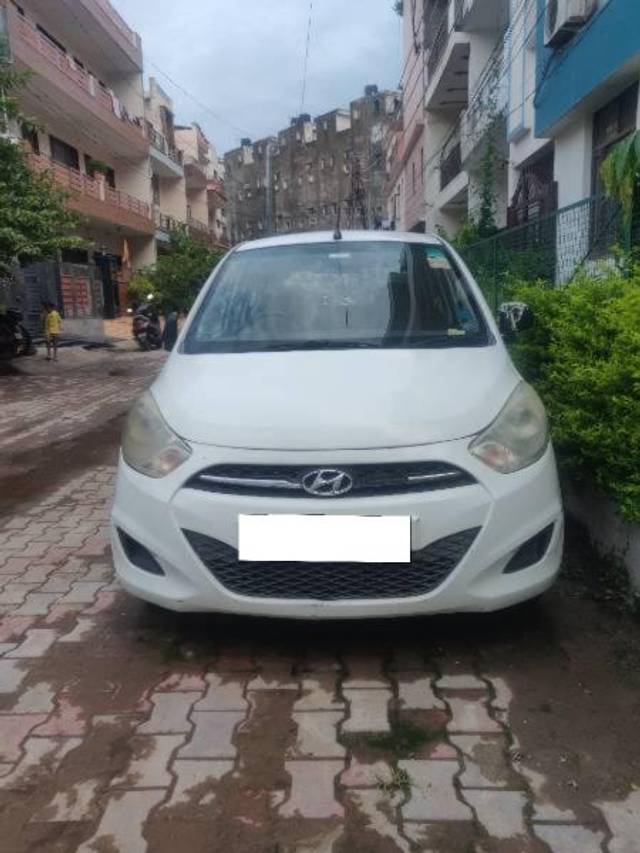 https://images10.gaadi.com/usedcar_image/4095077/original/processed_cfb64b91-0ff3-46af-9010-ec917b4f8662.jpg?imwidth=6400