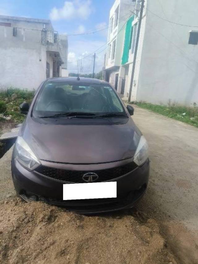 https://images10.gaadi.com/usedcar_image/4095230/original/processed_df24f9f6-73fd-4e88-923c-ddc106257301.jpg?imwidth=6400