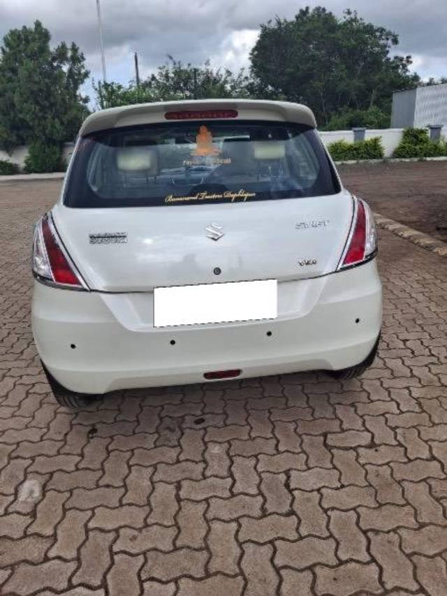 https://images10.gaadi.com/usedcar_image/4095567/original/processed_d73584fc-aa8d-40dc-ae5e-360336059278.jpg?imwidth=6402