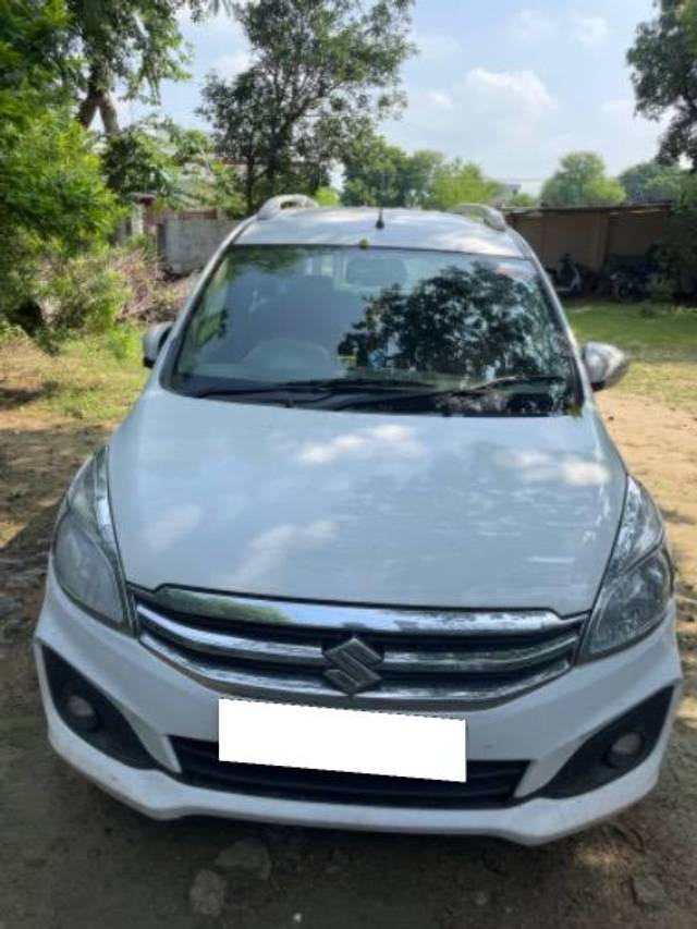 https://images10.gaadi.com/usedcar_image/4095638/original/processed_9cf43906-15e5-465e-81bb-4f4679cb60e0.jpg?imwidth=6400