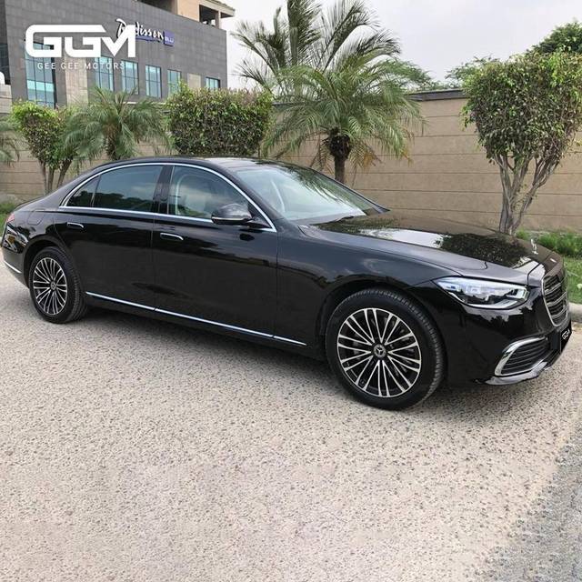 https://images10.gaadi.com/usedcar_image/4096019/original/processed_428dd40a93bb0df62fb990d43dc50556.jpg?imwidth=6400