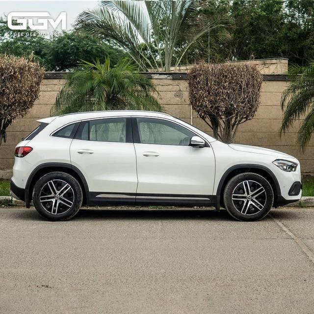 https://images10.gaadi.com/usedcar_image/4096221/original/processed_1845bbe08bab844cfda00607ad5a2843.jpg?imwidth=6401