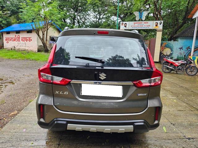 https://images10.gaadi.com/usedcar_image/4096466/original/processed_00b8aa2d3940d6aa6ba235ee11bbbd19.jpg?imwidth=6402