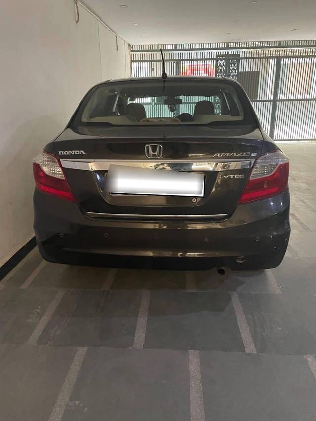 https://images10.gaadi.com/usedcar_image/4096486/original/processed_0ad0b9fd785e9105d6cf90df17265120.jpg?imwidth=6401