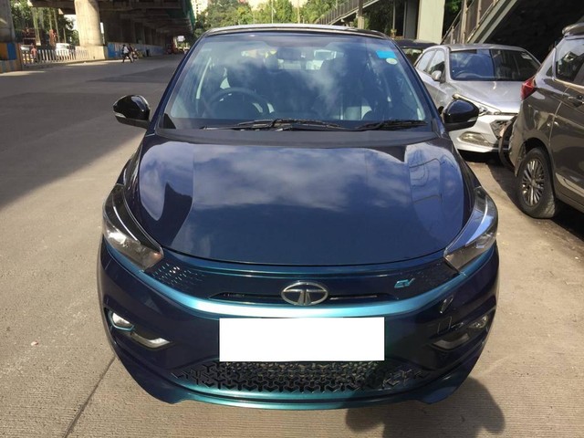 Second-hand 2022 Tata Tigor EV XZ Plus for sale in Thane-5