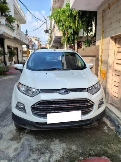 Ford Ecosport 1.5 DV5 MT Titanium