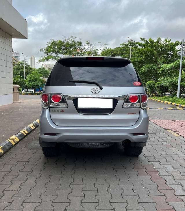 https://images10.gaadi.com/usedcar_image/4096831/original/processed_7f1b4377114b8218d2ae77a1fe045f6e.jpg?imwidth=6402