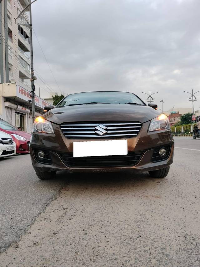 https://images10.gaadi.com/usedcar_image/4097131/original/processed_a75e066a62b0f2e8b511b9d3dda41928.jpg?imwidth=6400