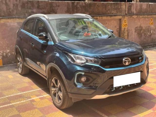 https://images10.gaadi.com/usedcar_image/4097283/original/processed_06b42474-5e02-408e-8cbe-6c479dd8c874.jpg?imwidth=6400