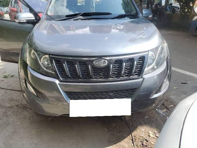 https://images10.gaadi.com/usedcar_image/4097336/original/processed_cb1be8db-c212-4d82-a593-8bbdb3d76863.jpg?imwidth=6402