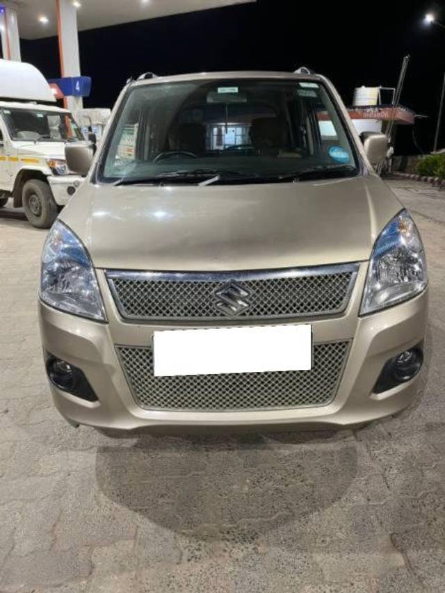 https://images10.gaadi.com/usedcar_image/4097393/original/processed_d73d9ac2-bc02-4400-a91a-432d87cc38e8.jpg?imwidth=6400