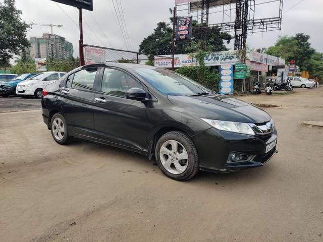 https://images10.gaadi.com/usedcar_image/4097461/original/processed_fef2f7b4ecb3c2652e840398b5bc7cb6.jpg?imwidth=6402