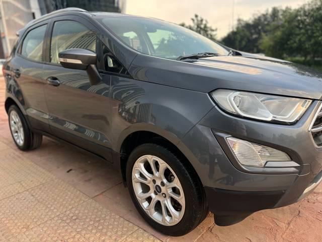 https://images10.gaadi.com/usedcar_image/4097540/original/4490253b90464701c8fe6f0f9d1806ca.jpg?imwidth=6400