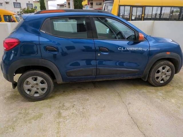 https://images10.gaadi.com/usedcar_image/4097546/original/processed_68bb4b57-36c7-4377-98b1-696802ef8b47.jpg?imwidth=6400